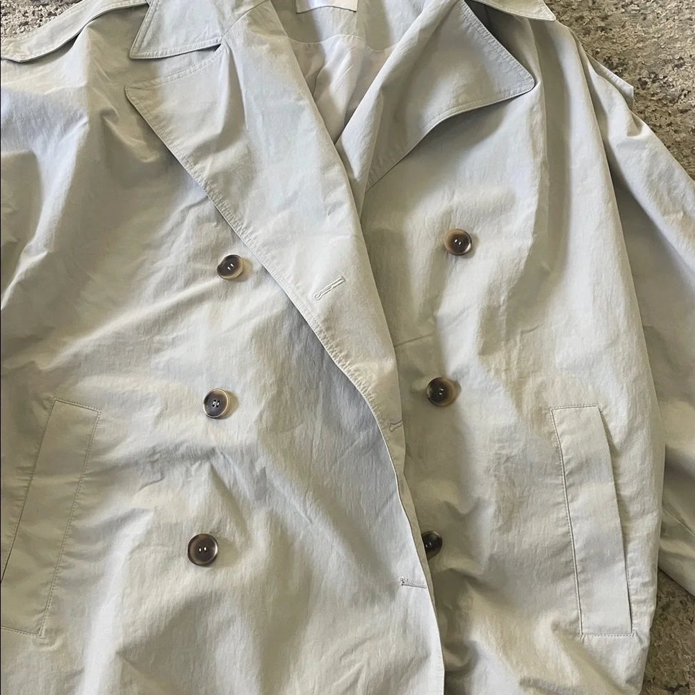 Gentle Herd Double Breasted Short Trench Coat - Picture 9 of 12